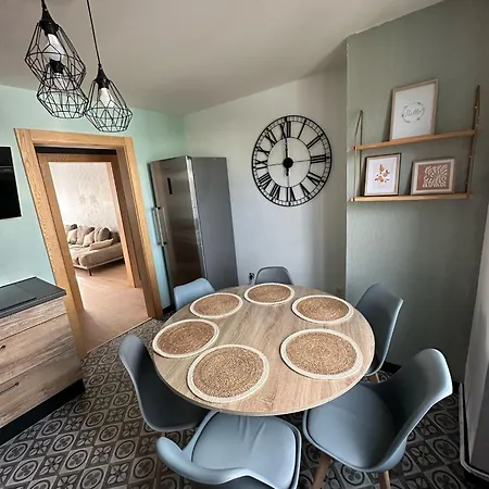 Bel F4 6 A 7 Personnes *